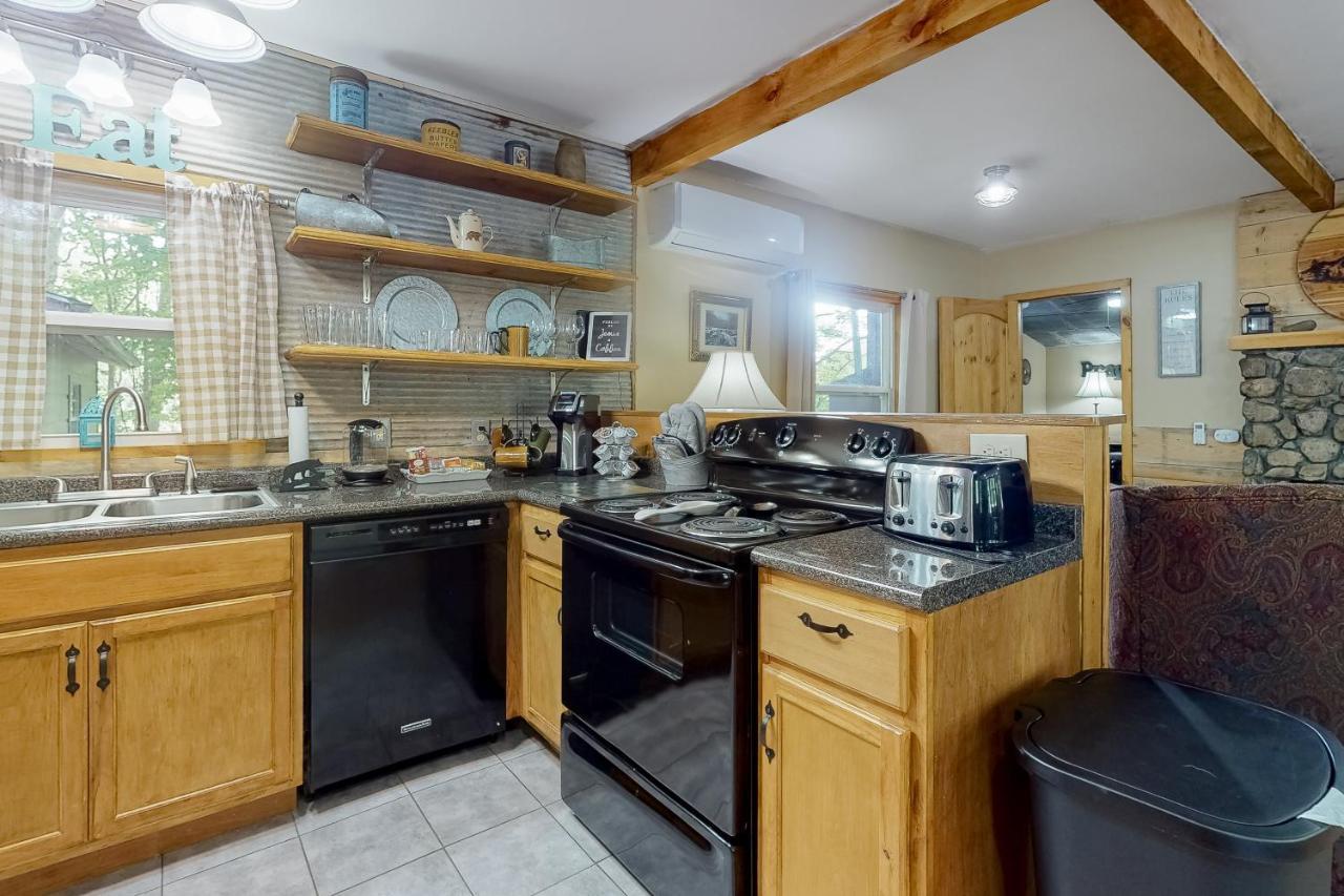 Bear Caves At Black Bear Cottages Sevierville Eksteriør billede